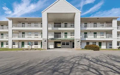 Birch Hill Suites Kansas City – Independence