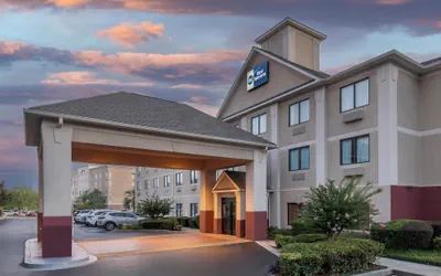 Photo 2 - Best Western Augusta West