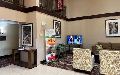 Photo 4 - Quality Inn Perryville I-55