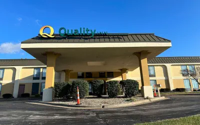 Photo 2 - Quality Inn Perryville I-55