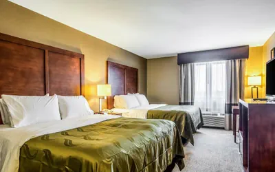 Photo 5 - Quality Inn & Suites Salem near I-57