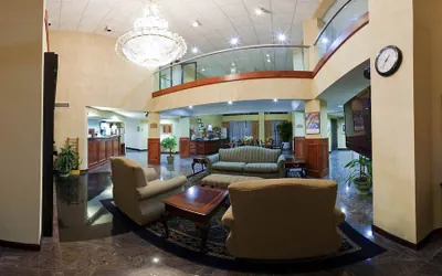 Photo 4 - Holiday Inn Express Hotel & Suites by IHG