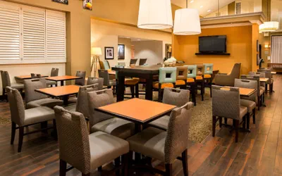 Photo 3 - Hampton Inn & Suites Orlando/East UCF Area