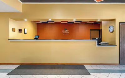 Photo 3 - Quality Inn & Suites Lenexa Kansas City