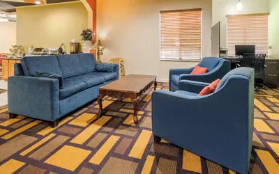 Photo 4 - Quality Inn & Suites Lenexa Kansas City