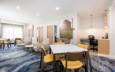 Photo 3 - Fairfield Inn & Suites By Marriott - Brunswick