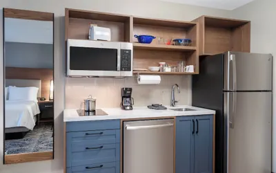 Photo 5 - Candlewood Suites Rockford by IHG