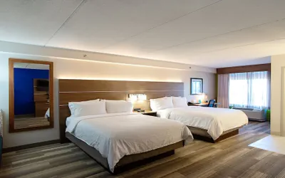 Photo 4 - Holiday Inn Express & Suites Tempe by IHG
