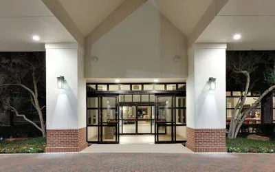 Holiday Inn Express & Suites Irving Conv Ctr - Las Colinas by IHG
