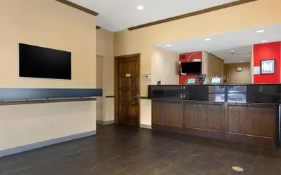 Photo 3 - Extended Stay America Select Suites Phoenix Airport E Oak St