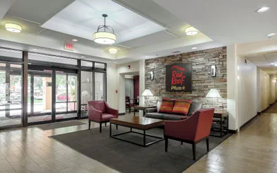 Photo 4 - Red Roof Inn PLUS+ Gainesville