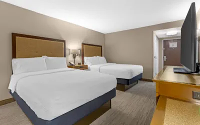 Photo 2 - Hampton Inn Washington