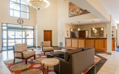 Photo 3 - Comfort Inn & Suites South Burlington near University