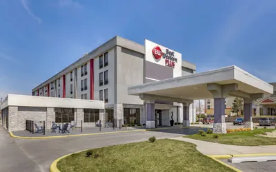 Photo 2 - Best Western Plus South Holland/Chicago Southland