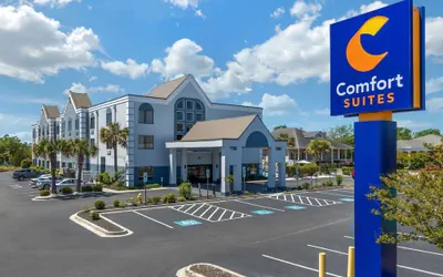 Photo 2 - Comfort Suites Southport - Oak Island
