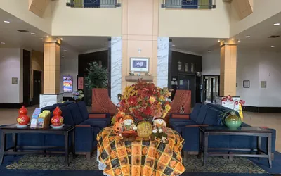 Photo 4 - Comfort Suites Airport Tukwila Seattle