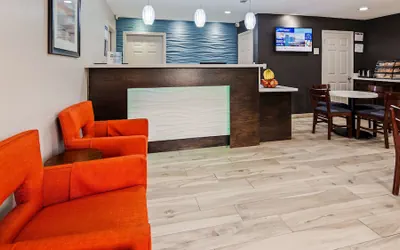 Photo 4 - Best Western Executive Inn