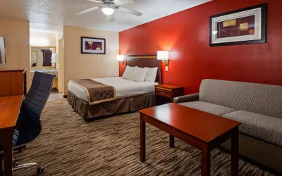 Photo 5 - Best Western Executive Inn