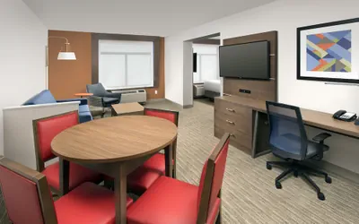 Photo 3 - Holiday Inn Express & Suites Baltimore - BWI Airport North by IHG