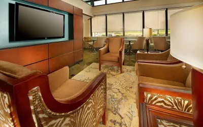 Photo 2 - Prado Hotel
