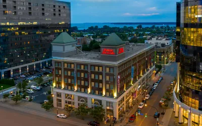 Photo 2 - Hampton Inn & Suites Buffalo Downtown