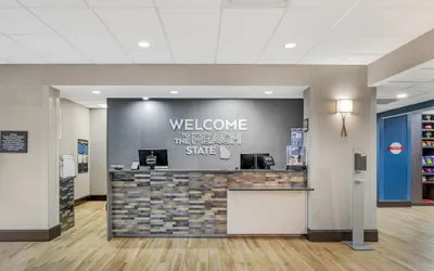 Photo 4 - Hampton Inn & Suites Augusta West