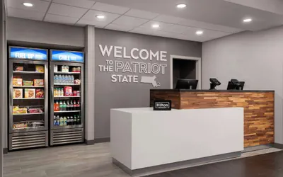 Photo 4 - Hampton Inn Chicopee/Springfield