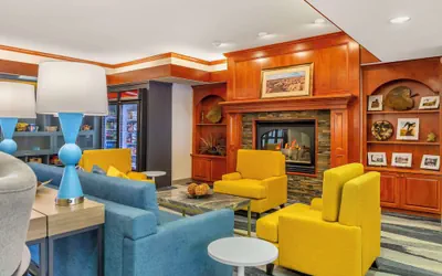 Photo 4 - Comfort Inn & Suites Rapid City near Mt. Rushmore