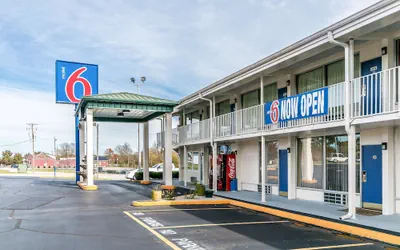 Photo 2 - Motel 6 Somerset, KY