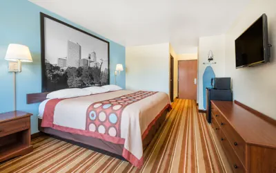 Photo 5 - Super 8 by Wyndham Claremore OK