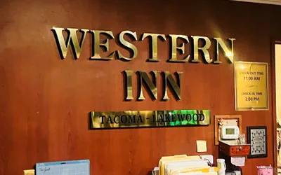 Photo 4 - Western Inn Lakewood Tacoma