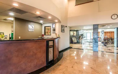 Photo 5 - Sleep Inn & Suites Winchester near University