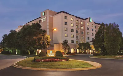 Photo 2 - Embassy Suites Louisville East