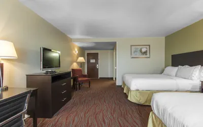 Photo 4 - Holiday Inn Express Hotel & Suites Cullman by IHG