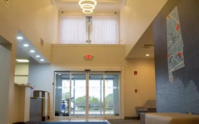 Photo 2 - Holiday Inn Express Hotel & Suites Cullman by IHG