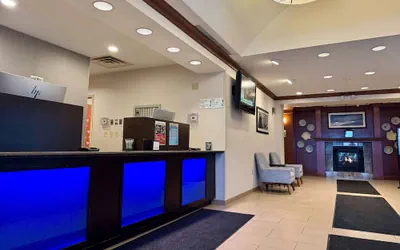 Photo 2 - Wyndham Garden Erie