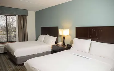 Photo 3 - Wyndham Garden Erie