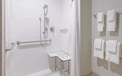 Photo 2 - Holiday Inn Express Hotel & Suites Mount Pleasant by IHG