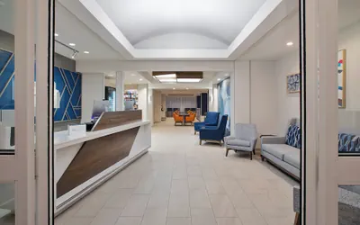 Photo 2 - Holiday Inn Express Hotel & Suites Grand Rapids-North by IHG