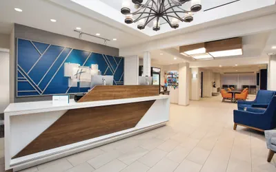 Photo 3 - Holiday Inn Express Hotel & Suites Grand Rapids-North by IHG
