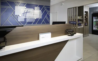 Photo 2 - Holiday Inn Express Hotel & Suites Atlanta Johns Creek by IHG
