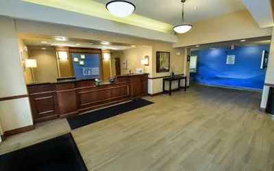 Photo 3 - Holiday Inn Express Hotel & Suites Grand Forks by IHG