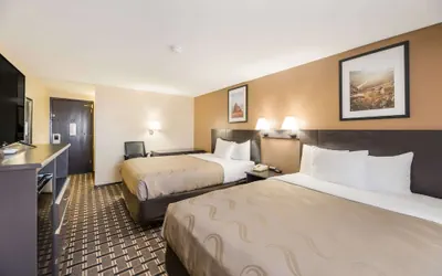 Photo 2 - Quality Inn Clovis