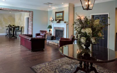Photo 4 - The Century House Latham - North Albany, an Ascend Collection Hotel