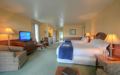 Photo 5 - Spruce Point Inn