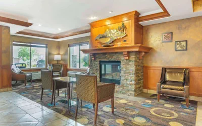 Photo 4 - Best Western Plus Ellensburg Hotel