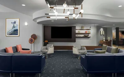 Photo 4 - Courtyard by Marriott Los Angeles Burbank Airport