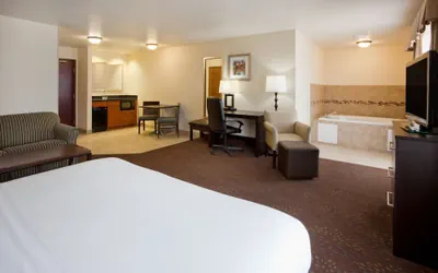 Photo 4 - Holiday Inn Express & Suites Aberdeen by IHG