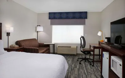 Photo 5 - Hampton Inn Helena