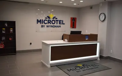 Photo 3 - Microtel Inn & Suites by Wyndham Stockbridge/Atlanta I-75